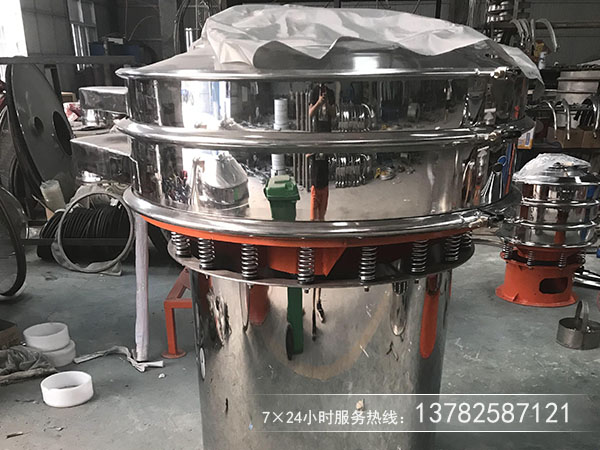 黄豆去除杂用那种筛分机合适，价格多少？